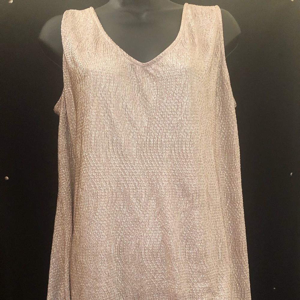 Lane Bryant flows plus size sleeveless top